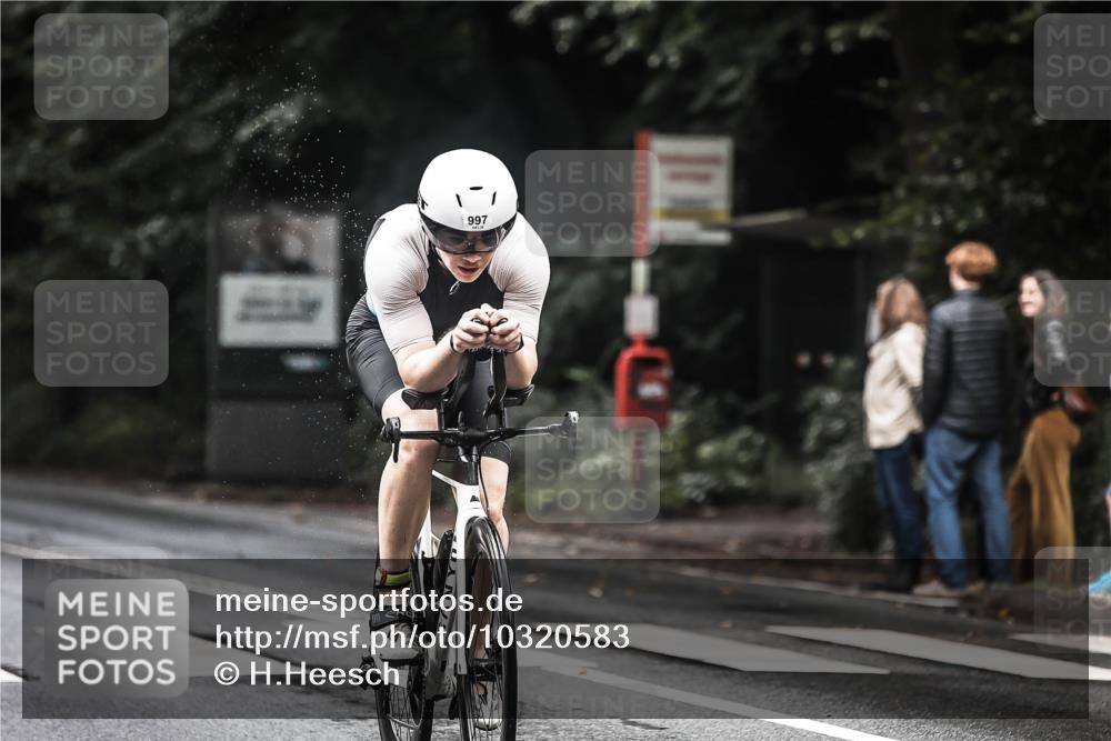 13.09.2026 - Stadtparktriathlon H.Heesch http://msf.ph/oto/10320583 13.09.2026 11:56:55 Radfahren 997, 1030, 1053 meine-sportfotos.de