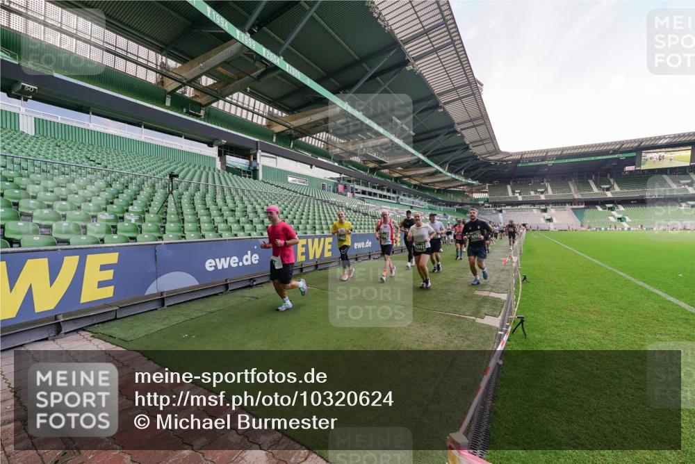 13.09.2026 - 21. swb-Marathon Bremen Michael Burmester http://msf.ph/oto/10320624 13.09.2026 13:20:17 Laufen im Stadion 333, 464, 512, 620, 704, 938, 1066, 1129, 1156, 1409, 1439, 1446, 1506, 1697, 1756, 1808, 1815, 1846, 1916, 2010, 2028, 2064, 2139, 2201, 2224, 2240, 2258, 2278, 2315, 2349, 2394, 2395, 2414, 2417, 2437, 2501, 2519, 2533, 2557, 2563, 2588, 2622, 2626, 2689, 2694, 2695, 2702, 2703, 2722, 2736, 2756, 2786, 2793, 2843, 2845, 2886, 2983, 3004, 3010, 3017, 3018, 3031, 3035, 3036, 3037, 3046, 3059, 3070, 3072, 3074, 3102, 3116, 3139, 3189, 3198, 3243, 3263, 3264, 3287, 3310, 3315 meine-sportfotos.de