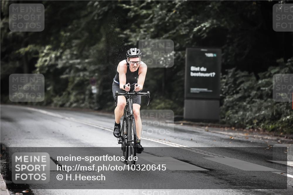 13.09.2026 - Stadtparktriathlon H.Heesch http://msf.ph/oto/10320645 13.09.2026 11:57:03 Radfahren 914 meine-sportfotos.de