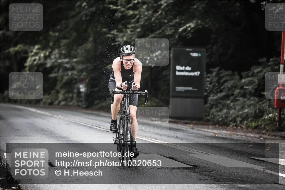 13.09.2026 - Stadtparktriathlon H.Heesch http://msf.ph/oto/10320653 13.09.2026 11:57:03 Radfahren 914 meine-sportfotos.de