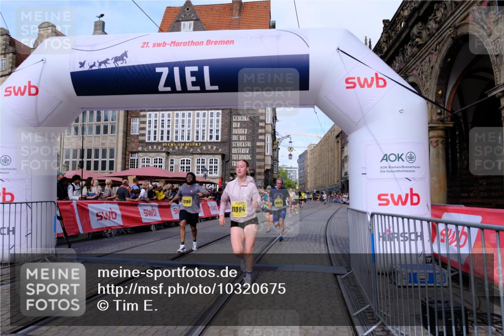13.09.2026 - 21. swb-Marathon Bremen Tim E. http://msf.ph/oto/10320675 13.09.2026 10:58:47 Ziel 10878, 10879, 11004, 11030, 11152, 11189, 11202, 11384, 11403, 11455, 11686, 11750, 11906, 11953, 11955, 12092, 12180, 12237, 12320, 12499, 12505, 12518 meine-sportfotos.de