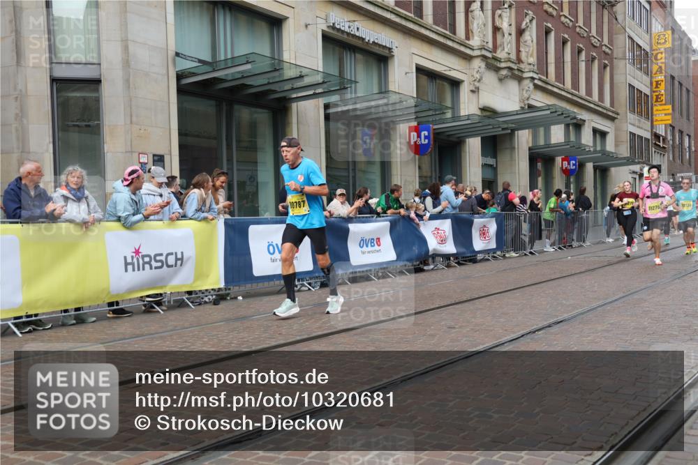 13.09.2026 - 21. swb-Marathon Bremen Strokosch-Dieckow http://msf.ph/oto/10320681 13.09.2026 10:58:48 Ziel 10383, 10415, 10427, 10477, 10492, 10668, 10787, 10843, 11034, 11086, 11125, 11267, 11278, 11301, 11302, 11500, 11602, 11913, 12015, 12118, 12127, 12130, 12131, 12200, 12271, 12297, 12414, 12541, 10254, 10485, 10794, 10832, 10878, 10879, 10948, 11030, 11189, 11228, 11384, 11488, 11743, 11955, 12176, 12180, 12237, 12320, 12499, 12505 meine-sportfotos.de