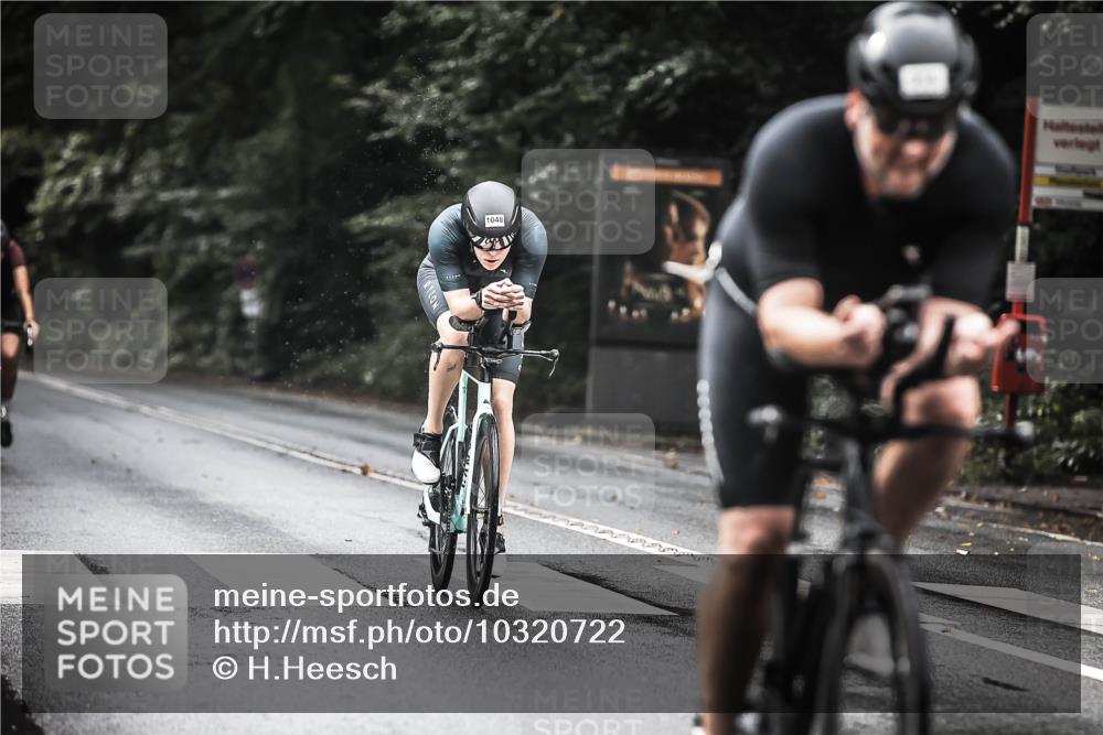 13.09.2026 - Stadtparktriathlon H.Heesch http://msf.ph/oto/10320722 13.09.2026 11:57:14 Radfahren 804, 807, 899, 916, 958, 1048 meine-sportfotos.de
