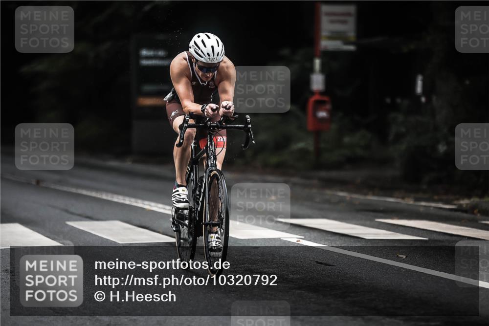 13.09.2026 - Stadtparktriathlon H.Heesch http://msf.ph/oto/10320792 13.09.2026 13:05:37 Radfahren 1198, 1265, 1276, 1352, 1377 meine-sportfotos.de