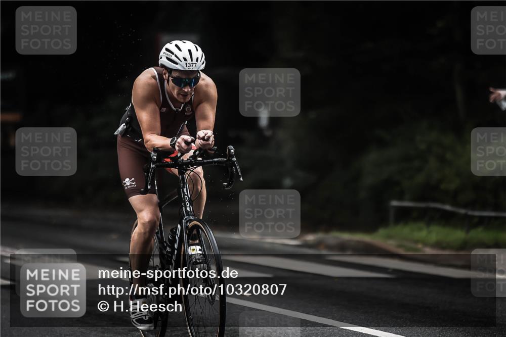 13.09.2026 - Stadtparktriathlon H.Heesch http://msf.ph/oto/10320807 13.09.2026 13:05:38 Radfahren 1198, 1265, 1276, 1352, 1377 meine-sportfotos.de