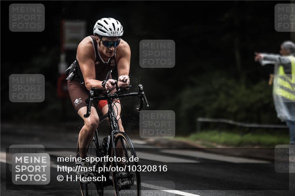 13.09.2026 - Stadtparktriathlon H.Heesch http://msf.ph/oto/10320816 13.09.2026 13:05:38 Radfahren 1198, 1265, 1276, 1352, 1377 meine-sportfotos.de