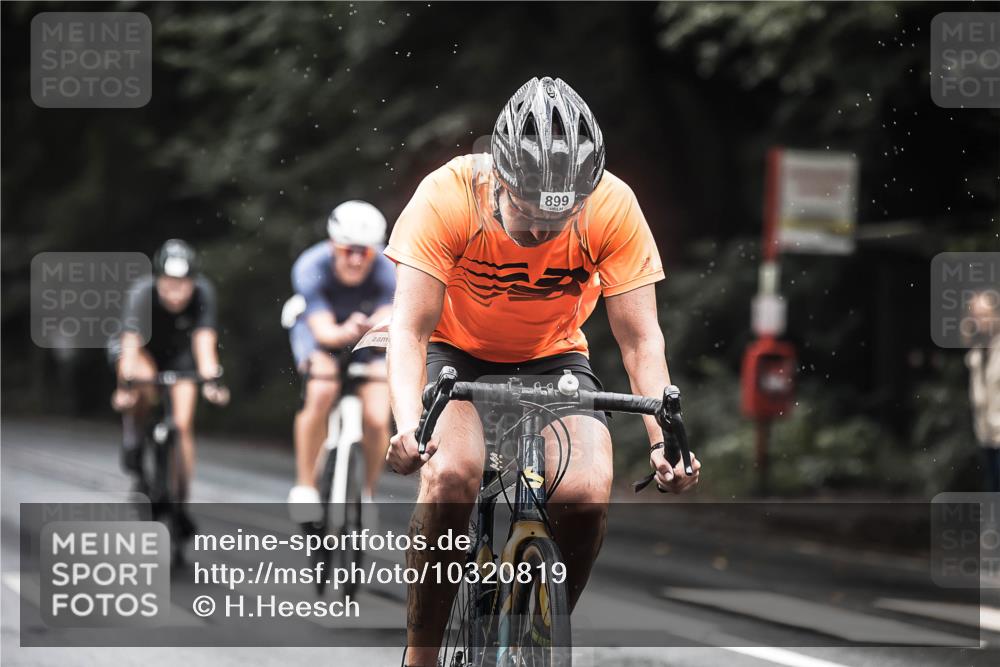 13.09.2026 - Stadtparktriathlon H.Heesch http://msf.ph/oto/10320819 13.09.2026 11:57:20 Radfahren 744, 781, 804, 807, 899, 958, 1048 meine-sportfotos.de