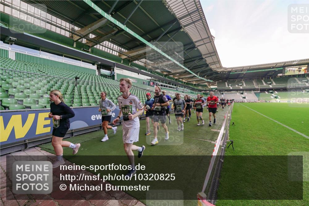 13.09.2026 - 21. swb-Marathon Bremen Michael Burmester http://msf.ph/oto/10320825 13.09.2026 13:20:35 Laufen im Stadion 333, 464, 512, 620, 704, 782, 938, 1066, 1129, 1156, 1158, 1177, 1316, 1409, 1439, 1446, 1676, 1697, 1756, 1808, 1815, 1846, 1916, 2010, 2028, 2064, 2139, 2201, 2240, 2258, 2278, 2315, 2349, 2394, 2395, 2414, 2417, 2437, 2501, 2519, 2533, 2551, 2588, 2626, 2689, 2694, 2695, 2702, 2703, 2722, 2736, 2756, 2793, 2843, 2886, 3004, 3010, 3017, 3018, 3031, 3035, 3036, 3037, 3046, 3059, 3070, 3074, 3102, 3116, 3139, 3144, 3189, 3243, 3263, 3264, 3310, 3315 meine-sportfotos.de