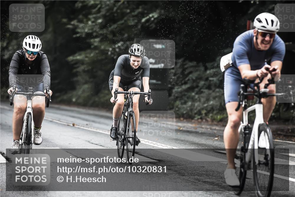 13.09.2026 - Stadtparktriathlon H.Heesch http://msf.ph/oto/10320831 13.09.2026 11:57:21 Radfahren 744, 781, 804, 807, 833, 899, 958 meine-sportfotos.de