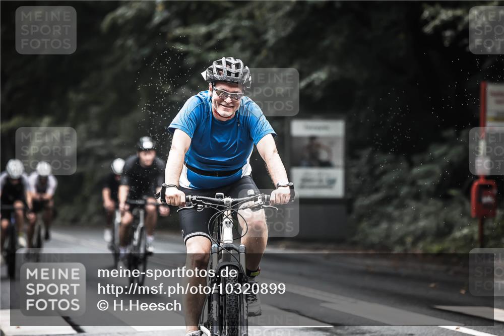13.09.2026 - Stadtparktriathlon H.Heesch http://msf.ph/oto/10320899 13.09.2026 11:57:28 Radfahren 743, 744, 748, 781, 787, 833, 836, 884, 924, 937, 1036 meine-sportfotos.de