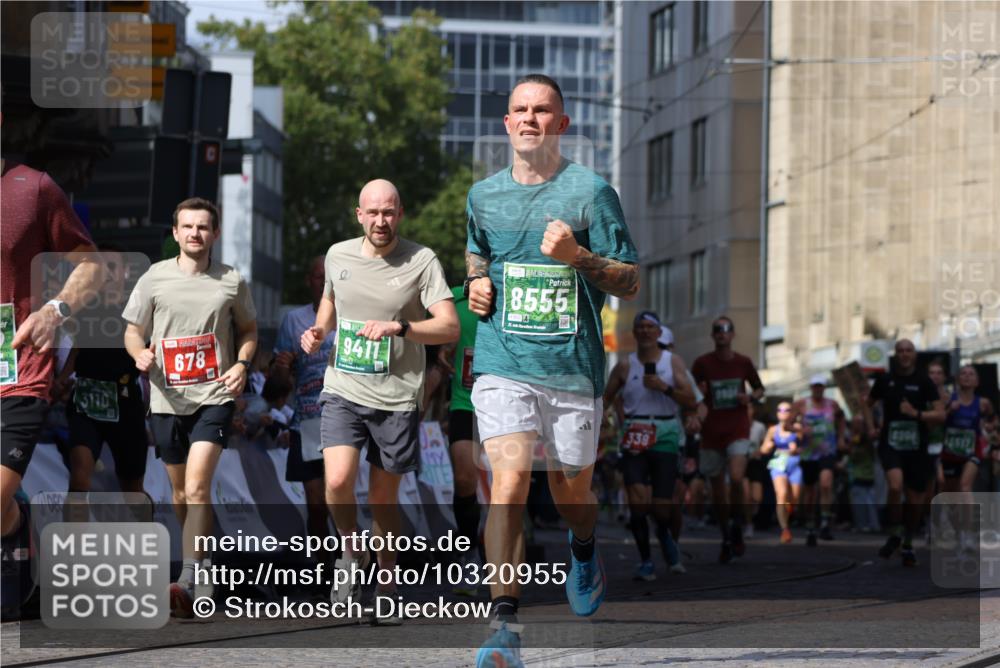 13.09.2026 - 21. swb-Marathon Bremen Strokosch-Dieckow http://msf.ph/oto/10320955 13.09.2026 13:08:42 Ziel 339, 678, 1335, 1696, 3808, 4082, 4247, 4888, 5424, 5594, 8655, 9084, 9582, 1925, 3110, 3330, 5517, 5696, 6906, 8555, 9240, 9411, 9702, 9867, 9906, 9911 meine-sportfotos.de