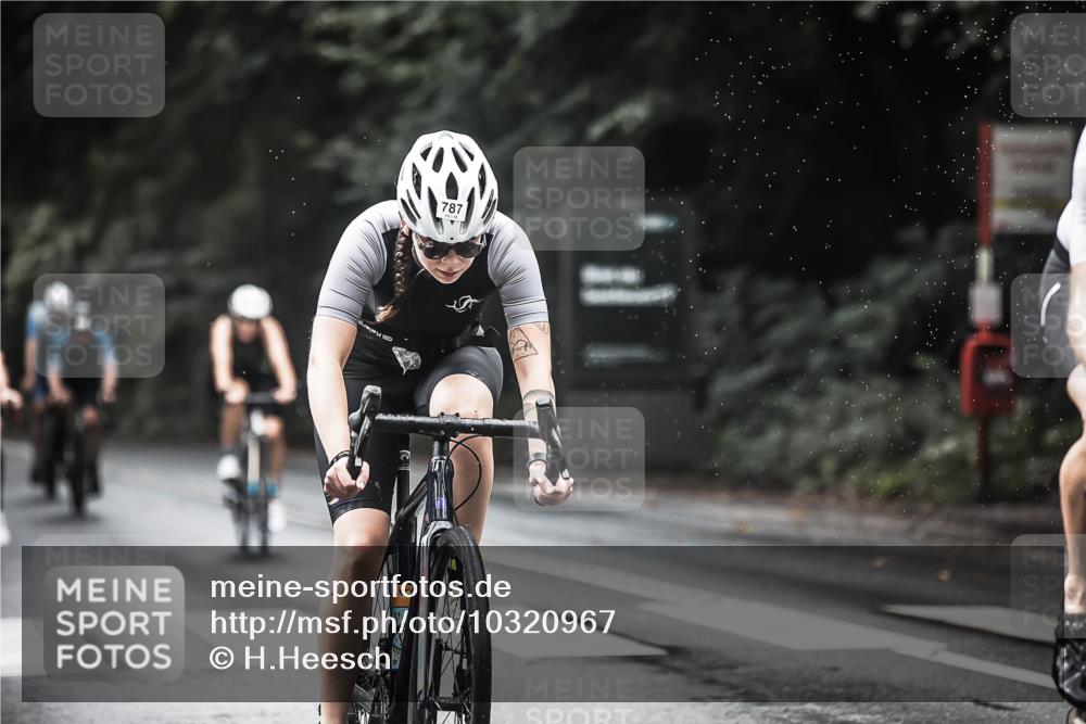 13.09.2026 - Stadtparktriathlon H.Heesch http://msf.ph/oto/10320967 13.09.2026 11:57:31 Radfahren 743, 748, 787, 825, 833, 836, 884, 923, 924, 937, 962, 1036, 1060 meine-sportfotos.de