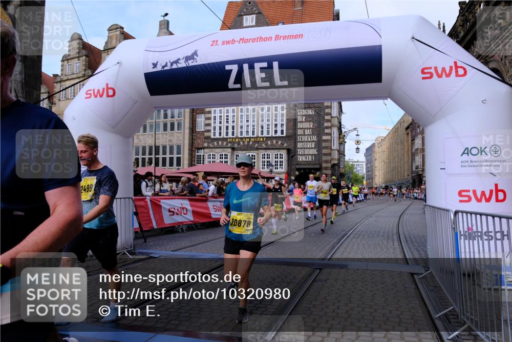 13.09.2026 - 21. swb-Marathon Bremen Tim E. http://msf.ph/oto/10320980 13.09.2026 10:58:50 Ziel 10878, 10879, 11004, 11030, 11152, 11189, 11384, 11403, 11455, 11686, 11750, 11953, 11955, 12180, 12237, 12320, 12499, 12505, 12518 meine-sportfotos.de