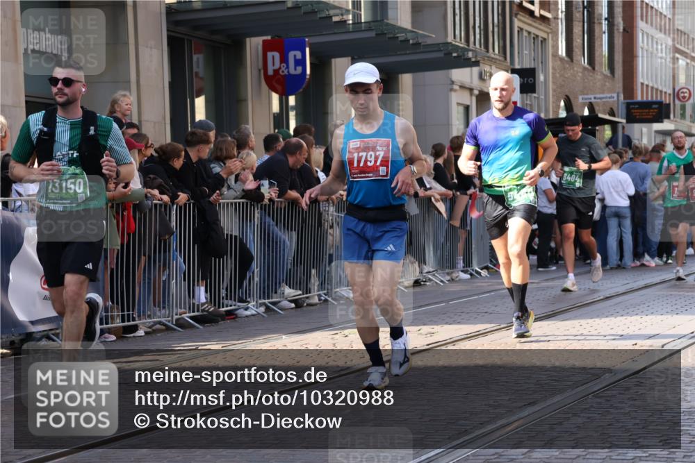 13.09.2026 - 21. swb-Marathon Bremen Strokosch-Dieckow http://msf.ph/oto/10320988 13.09.2026 13:18:02 Ziel 1146, 1419, 1872, 2055, 2260, 2671, 3241, 3458, 3634, 5292, 5307, 5460, 5695, 6152, 6293, 6294, 6818, 7491, 7731, 7954, 8094, 8404, 8872, 8943, 8944, 9019, 9134, 9275, 9609, 10065, 13150, 948, 1631, 1797, 2001, 2125, 2634, 2671, 3051, 3192, 3241, 3514, 4131, 4286, 4374, 4620, 4733, 5530, 5695, 5817, 5935, 5948, 6290, 6448, 8805, 8869, 8943, 8944, 9505, 9595, 9596, 9837, 13041, 13107 meine-sportfotos.de