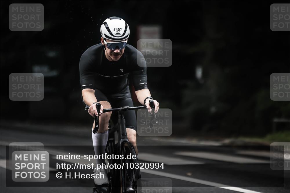 13.09.2026 - Stadtparktriathlon H.Heesch http://msf.ph/oto/10320994 13.09.2026 13:05:49 Radfahren 1340, 1407, 1420 meine-sportfotos.de