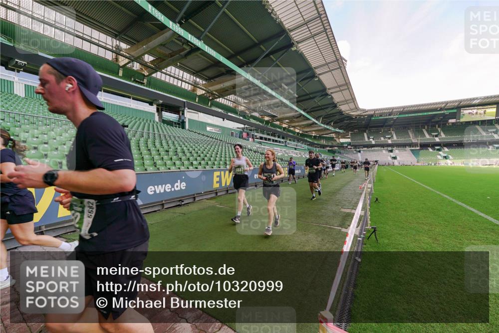 13.09.2026 - 21. swb-Marathon Bremen Michael Burmester http://msf.ph/oto/10320999 13.09.2026 13:20:50 Laufen im Stadion 423, 441, 464, 601, 620, 704, 782, 938, 1066, 1094, 1129, 1156, 1158, 1177, 1316, 1409, 1439, 1446, 1518, 1676, 1697, 1756, 1808, 1815, 1846, 1916, 2010, 2028, 2064, 2139, 2201, 2258, 2278, 2315, 2349, 2394, 2395, 2414, 2417, 2437, 2501, 2519, 2533, 2551, 2588, 2626, 2694, 2695, 2702, 2722, 2736, 2756, 2793, 2828, 2886, 2954, 3004, 3010, 3017, 3018, 3022, 3035, 3036, 3037, 3059, 3070, 3074, 3102, 3116, 3139, 3144, 3243, 3263, 3264, 3310, 3315 meine-sportfotos.de