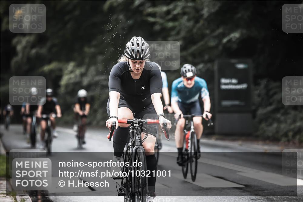 13.09.2026 - Stadtparktriathlon H.Heesch http://msf.ph/oto/10321001 13.09.2026 11:57:33 Radfahren 737, 743, 748, 787, 825, 833, 836, 884, 923, 924, 937, 962, 1036, 1060 meine-sportfotos.de