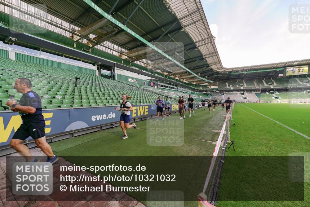 13.09.2026 - 21. swb-Marathon Bremen Michael Burmester http://msf.ph/oto/10321032 13.09.2026 13:20:54 Laufen im Stadion 258, 423, 441, 464, 601, 620, 704, 782, 1060, 1066, 1094, 1129, 1156, 1158, 1177, 1316, 1409, 1439, 1446, 1518, 1676, 1697, 1756, 1808, 1815, 1846, 1916, 2010, 2028, 2064, 2139, 2201, 2258, 2278, 2349, 2394, 2395, 2414, 2417, 2437, 2501, 2519, 2533, 2551, 2588, 2626, 2694, 2695, 2702, 2722, 2736, 2756, 2793, 2828, 2886, 2954, 2995, 3004, 3010, 3017, 3018, 3022, 3035, 3036, 3037, 3059, 3070, 3074, 3102, 3116, 3139, 3144, 3225, 3243, 3263, 3264, 3310, 3315 meine-sportfotos.de