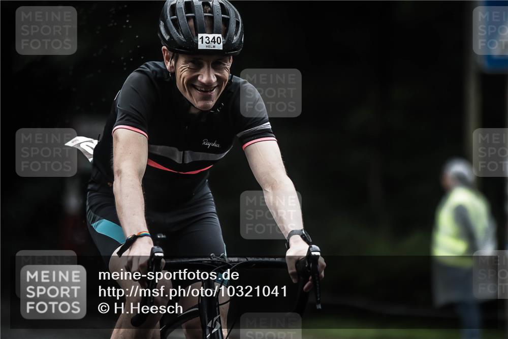 13.09.2026 - Stadtparktriathlon H.Heesch http://msf.ph/oto/10321041 13.09.2026 13:05:53 Radfahren 1340, 1407 meine-sportfotos.de