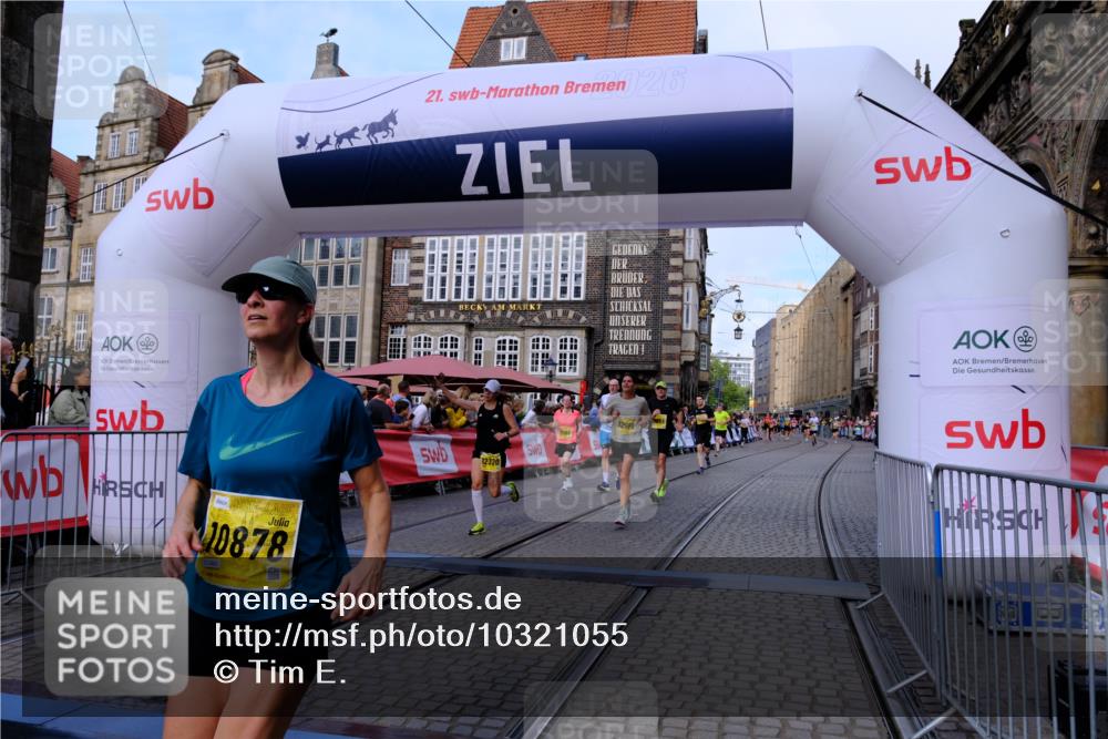 13.09.2026 - 21. swb-Marathon Bremen Tim E. http://msf.ph/oto/10321055 13.09.2026 10:58:50 Ziel 10878, 10879, 11004, 11030, 11152, 11189, 11384, 11403, 11455, 11686, 11750, 11953, 11955, 12180, 12237, 12320, 12499, 12505, 12518 meine-sportfotos.de