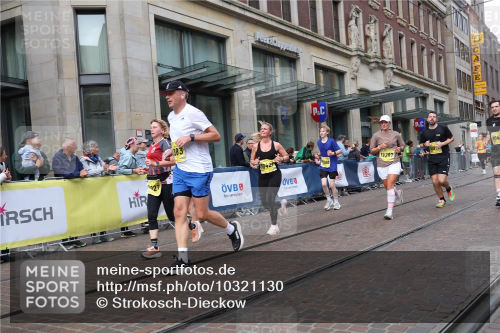 13.09.2026 - 21. swb-Marathon Bremen Strokosch-Dieckow http://msf.ph/oto/10321130 13.09.2026 10:58:57 Ziel 10377, 10415, 10427, 10492, 10668, 10922, 11086, 11125, 11301, 11302, 11500, 11873, 11913, 12015, 12118, 12200, 12267, 12297, 12537, 12541, 10254, 10383, 10477, 10485, 10787, 10794, 10832, 10843, 10948, 11030, 11034, 11228, 11267, 11278, 11488, 11602, 11743, 11955, 12015, 12127, 12130, 12131, 12176, 12237, 12271, 12414 meine-sportfotos.de