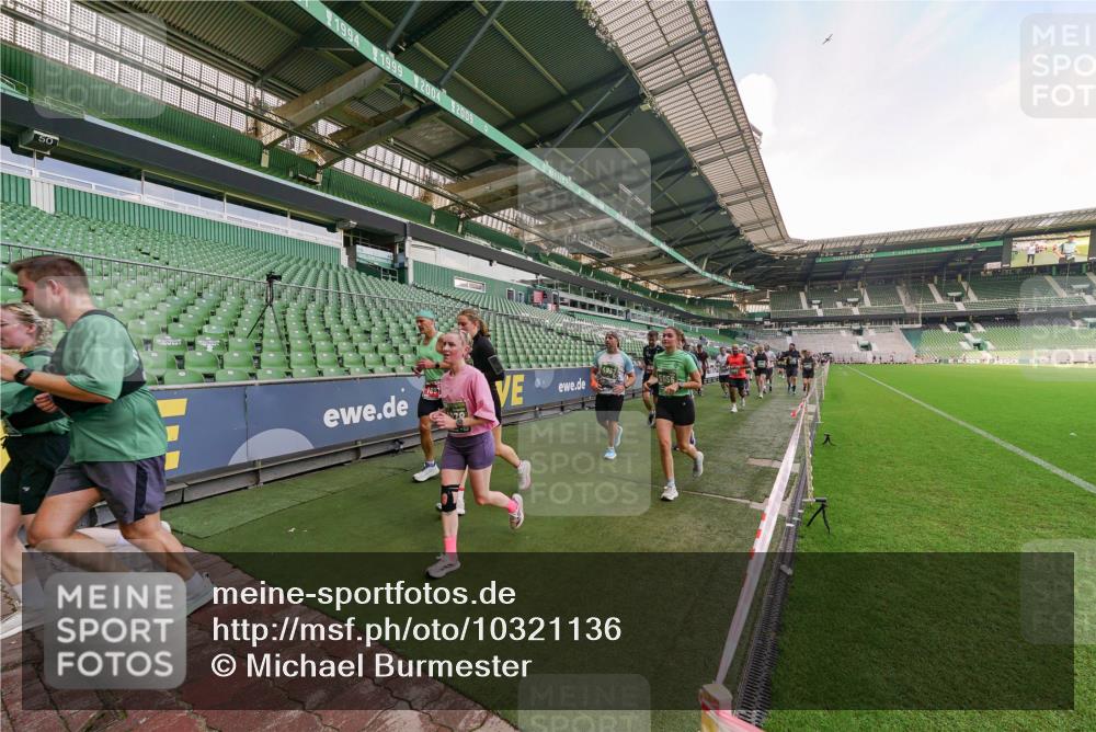13.09.2026 - 21. swb-Marathon Bremen Michael Burmester http://msf.ph/oto/10321136 13.09.2026 13:21:06 Laufen im Stadion 258, 351, 423, 441, 464, 601, 620, 704, 782, 851, 1060, 1066, 1094, 1129, 1158, 1177, 1316, 1344, 1409, 1439, 1446, 1518, 1676, 1697, 1729, 1756, 1808, 1815, 1846, 1916, 2010, 2028, 2064, 2139, 2201, 2258, 2278, 2349, 2394, 2395, 2414, 2417, 2437, 2501, 2519, 2533, 2551, 2588, 2626, 2652, 2694, 2695, 2736, 2756, 2793, 2828, 2886, 2954, 2995, 3004, 3010, 3017, 3018, 3022, 3034, 3035, 3036, 3037, 3059, 3070, 3074, 3102, 3139, 3144, 3225, 3243, 3264, 3310, 3315 meine-sportfotos.de