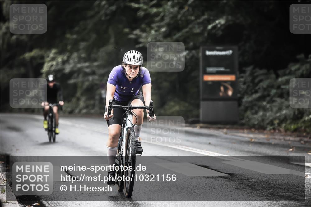 13.09.2026 - Stadtparktriathlon H.Heesch http://msf.ph/oto/10321156 13.09.2026 11:57:44 Radfahren 737, 741, 757, 908, 964 meine-sportfotos.de