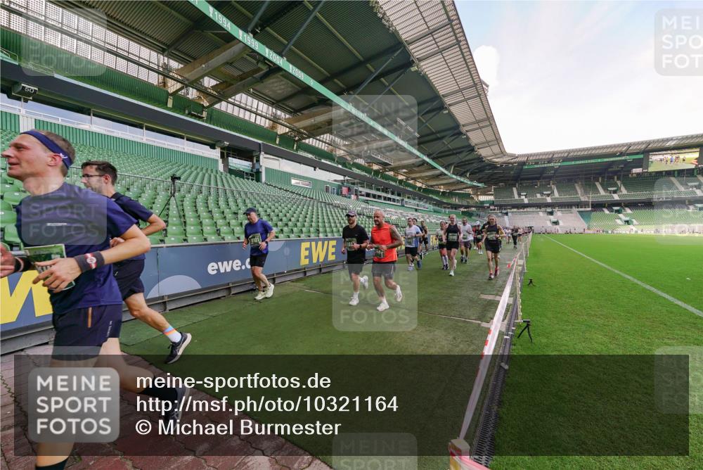 13.09.2026 - 21. swb-Marathon Bremen Michael Burmester http://msf.ph/oto/10321164 13.09.2026 13:21:09 Laufen im Stadion 128, 258, 351, 423, 441, 464, 601, 620, 704, 782, 851, 1060, 1066, 1094, 1129, 1158, 1177, 1316, 1344, 1409, 1417, 1439, 1446, 1518, 1676, 1697, 1729, 1756, 1808, 1815, 1846, 1916, 2010, 2028, 2064, 2139, 2201, 2258, 2278, 2349, 2394, 2395, 2414, 2417, 2437, 2501, 2519, 2533, 2551, 2588, 2652, 2694, 2695, 2736, 2756, 2793, 2828, 2886, 2954, 2995, 3004, 3010, 3017, 3018, 3022, 3034, 3035, 3036, 3037, 3059, 3070, 3074, 3102, 3139, 3144, 3225, 3264, 3310, 3315 meine-sportfotos.de