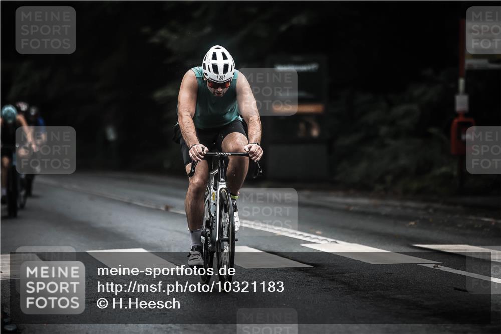 13.09.2026 - Stadtparktriathlon H.Heesch http://msf.ph/oto/10321183 13.09.2026 13:06:13 Radfahren 1129, 1322, 1323, 1339, 1369, 1385, 1401 meine-sportfotos.de