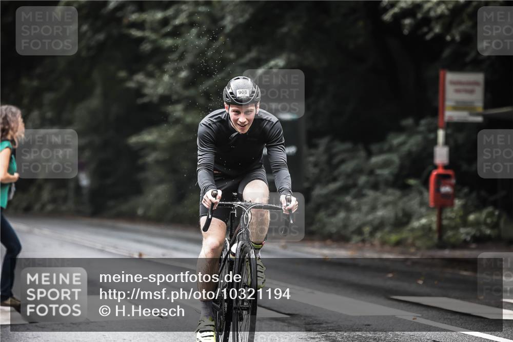 13.09.2026 - Stadtparktriathlon H.Heesch http://msf.ph/oto/10321194 13.09.2026 11:57:46 Radfahren 741, 757, 908, 964 meine-sportfotos.de