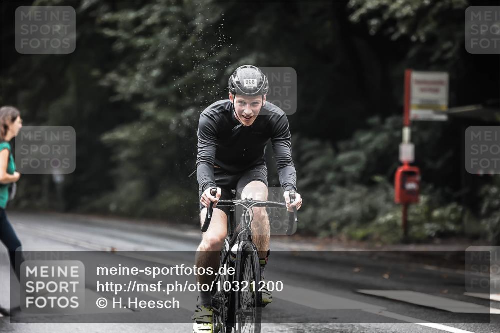 13.09.2026 - Stadtparktriathlon H.Heesch http://msf.ph/oto/10321200 13.09.2026 11:57:46 Radfahren 741, 757, 908, 964 meine-sportfotos.de