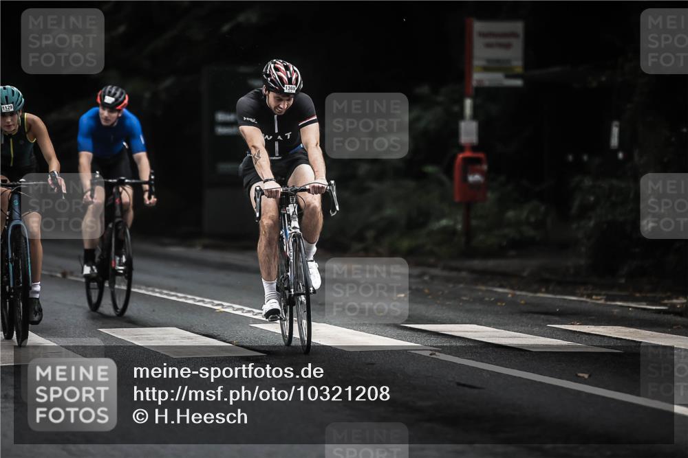 13.09.2026 - Stadtparktriathlon H.Heesch http://msf.ph/oto/10321208 13.09.2026 13:06:15 Radfahren 1083, 1129, 1210, 1322, 1323, 1339, 1343, 1369, 1385, 1401 meine-sportfotos.de