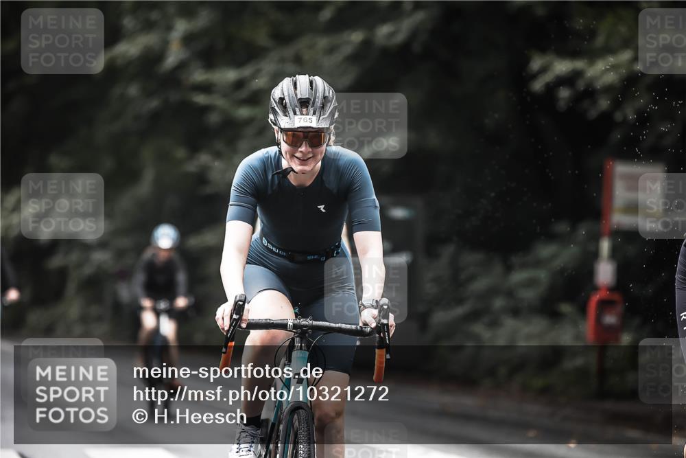 13.09.2026 - Stadtparktriathlon H.Heesch http://msf.ph/oto/10321272 13.09.2026 11:57:59 Radfahren 712, 761, 765, 794, 896, 1009 meine-sportfotos.de