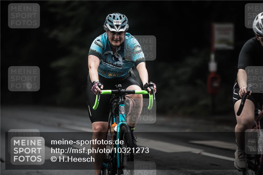 13.09.2026 - Stadtparktriathlon H.Heesch http://msf.ph/oto/10321273 13.09.2026 13:06:21 Radfahren 1083, 1129, 1210, 1339, 1343, 1369, 1385, 1401 meine-sportfotos.de