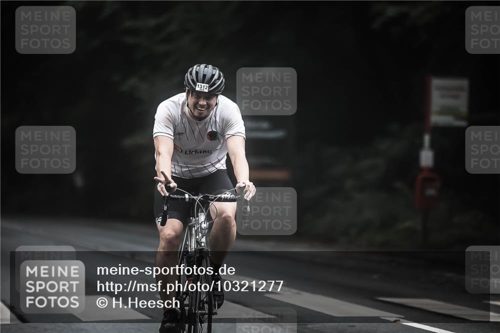 13.09.2026 - Stadtparktriathlon H.Heesch http://msf.ph/oto/10321277 13.09.2026 13:06:41 Radfahren 1244, 1312, 1344 meine-sportfotos.de
