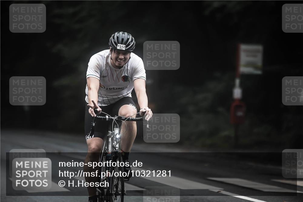 13.09.2026 - Stadtparktriathlon H.Heesch http://msf.ph/oto/10321281 13.09.2026 13:06:41 Radfahren 1244, 1312, 1344 meine-sportfotos.de