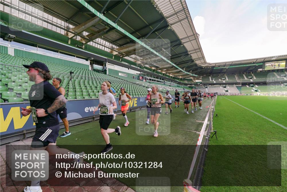 13.09.2026 - 21. swb-Marathon Bremen Michael Burmester http://msf.ph/oto/10321284 13.09.2026 13:21:19 Laufen im Stadion 128, 258, 351, 423, 441, 601, 620, 704, 782, 851, 1060, 1066, 1094, 1129, 1158, 1177, 1316, 1344, 1409, 1417, 1439, 1446, 1518, 1676, 1697, 1729, 1756, 1808, 1815, 1846, 2010, 2028, 2064, 2139, 2201, 2258, 2278, 2349, 2394, 2395, 2414, 2417, 2437, 2501, 2519, 2533, 2551, 2588, 2632, 2652, 2660, 2694, 2695, 2736, 2756, 2793, 2828, 2886, 2954, 2964, 2995, 3004, 3010, 3017, 3018, 3022, 3034, 3035, 3036, 3037, 3070, 3074, 3102, 3139, 3144, 3225, 3264, 3310 meine-sportfotos.de