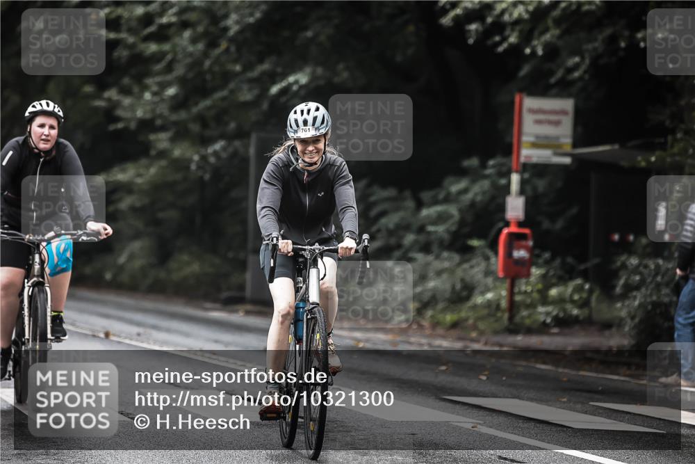 13.09.2026 - Stadtparktriathlon H.Heesch http://msf.ph/oto/10321300 13.09.2026 11:58:01 Radfahren 712, 732, 761, 765, 794, 896 meine-sportfotos.de