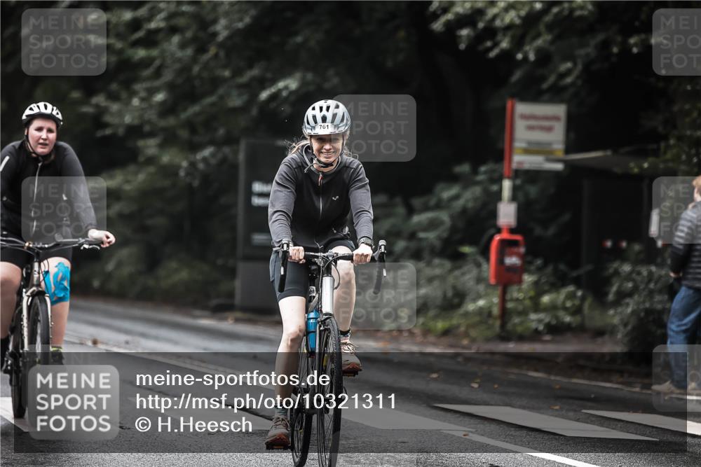 13.09.2026 - Stadtparktriathlon H.Heesch http://msf.ph/oto/10321311 13.09.2026 11:58:01 Radfahren 712, 732, 761, 765, 794, 896 meine-sportfotos.de