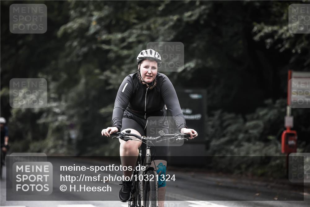 13.09.2026 - Stadtparktriathlon H.Heesch http://msf.ph/oto/10321324 13.09.2026 11:58:03 Radfahren 712, 732, 761, 765, 794, 847, 896, 1028 meine-sportfotos.de