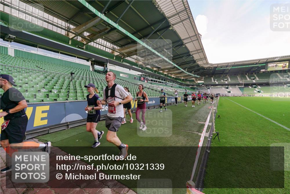 13.09.2026 - 21. swb-Marathon Bremen Michael Burmester http://msf.ph/oto/10321339 13.09.2026 13:21:24 Laufen im Stadion 128, 258, 343, 351, 423, 441, 601, 620, 704, 782, 851, 1060, 1094, 1129, 1158, 1177, 1316, 1344, 1409, 1417, 1439, 1446, 1518, 1669, 1676, 1697, 1729, 1756, 1808, 1815, 1846, 2010, 2028, 2064, 2139, 2201, 2258, 2278, 2290, 2349, 2394, 2395, 2414, 2417, 2437, 2501, 2519, 2533, 2551, 2588, 2632, 2652, 2660, 2694, 2695, 2736, 2793, 2828, 2886, 2954, 2964, 2995, 3004, 3010, 3017, 3018, 3022, 3034, 3035, 3036, 3037, 3070, 3074, 3102, 3139, 3144, 3225, 3264, 3310, 3682 meine-sportfotos.de