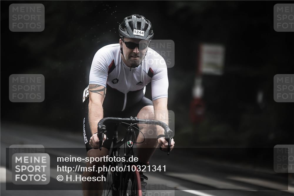 13.09.2026 - Stadtparktriathlon H.Heesch http://msf.ph/oto/10321341 13.09.2026 13:06:48 Radfahren 1244, 1270, 1277, 1281, 1327, 1391, 1406 meine-sportfotos.de