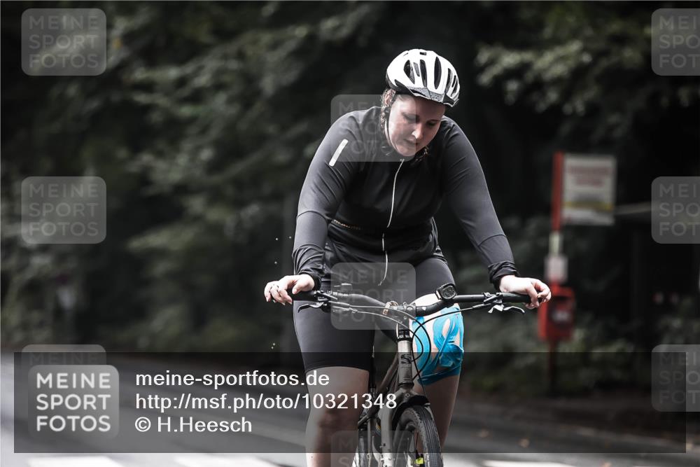 13.09.2026 - Stadtparktriathlon H.Heesch http://msf.ph/oto/10321348 13.09.2026 11:58:03 Radfahren 712, 732, 761, 765, 794, 847, 896, 1028 meine-sportfotos.de