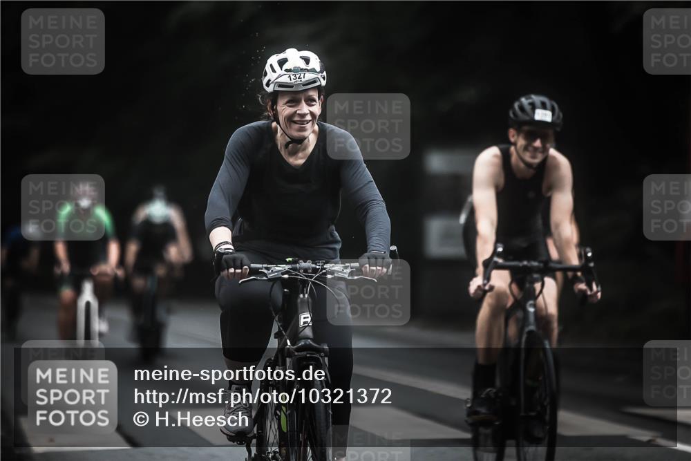 13.09.2026 - Stadtparktriathlon H.Heesch http://msf.ph/oto/10321372 13.09.2026 13:06:52 Radfahren 1244, 1270, 1277, 1281, 1327, 1353, 1391, 1406 meine-sportfotos.de