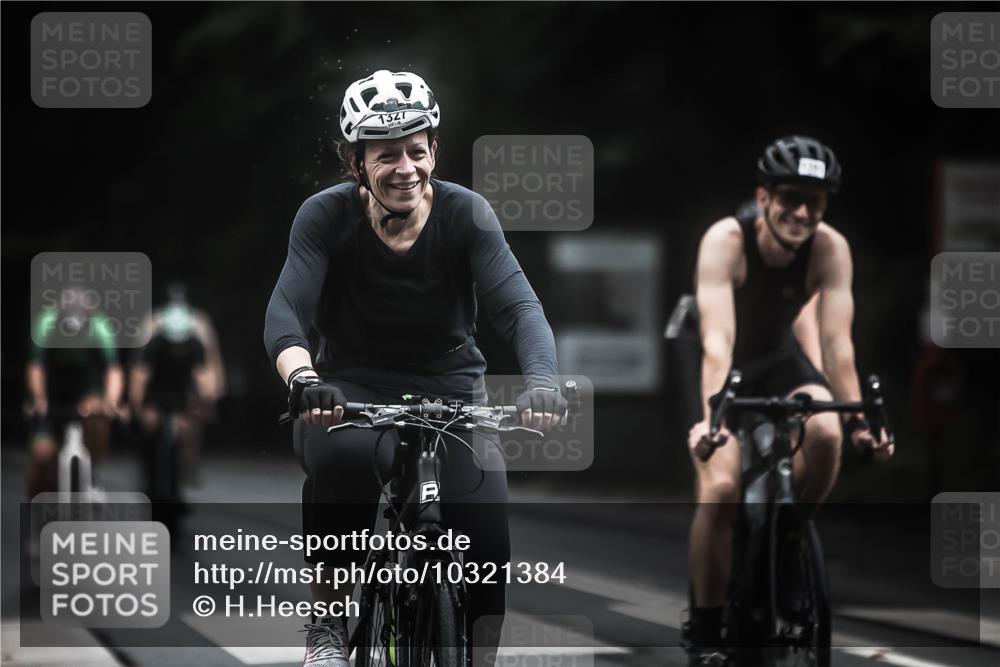 13.09.2026 - Stadtparktriathlon H.Heesch http://msf.ph/oto/10321384 13.09.2026 13:06:52 Radfahren 1244, 1270, 1277, 1281, 1327, 1353, 1391, 1406 meine-sportfotos.de