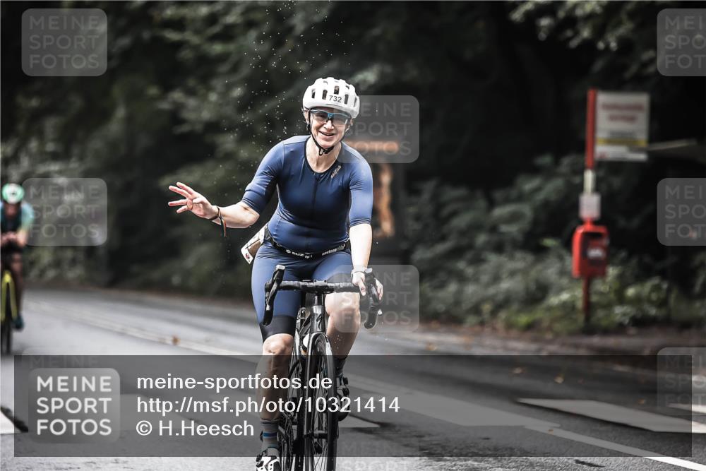 13.09.2026 - Stadtparktriathlon H.Heesch http://msf.ph/oto/10321414 13.09.2026 11:58:07 Radfahren 732, 761, 794, 847, 906, 1028 meine-sportfotos.de