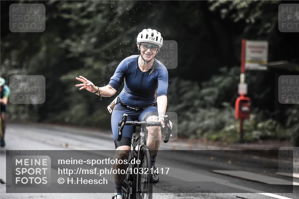13.09.2026 - Stadtparktriathlon H.Heesch http://msf.ph/oto/10321417 13.09.2026 11:58:07 Radfahren 732, 761, 794, 847, 906, 1028 meine-sportfotos.de
