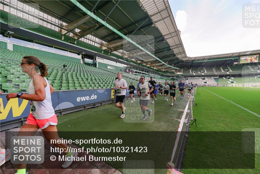 13.09.2026 - 21. swb-Marathon Bremen Michael Burmester http://msf.ph/oto/10321423 13.09.2026 13:21:35 Laufen im Stadion 128, 258, 343, 351, 423, 441, 601, 620, 704, 782, 851, 1060, 1094, 1129, 1158, 1177, 1316, 1344, 1409, 1417, 1439, 1446, 1518, 1669, 1676, 1697, 1729, 1808, 1846, 2010, 2064, 2139, 2201, 2258, 2278, 2290, 2349, 2394, 2395, 2414, 2417, 2437, 2501, 2519, 2551, 2588, 2619, 2632, 2652, 2660, 2685, 2695, 2711, 2736, 2793, 2828, 2886, 2954, 2964, 2995, 3004, 3010, 3017, 3018, 3022, 3034, 3035, 3036, 3037, 3070, 3074, 3102, 3139, 3144, 3225, 3264, 3351, 3682, 3784 meine-sportfotos.de