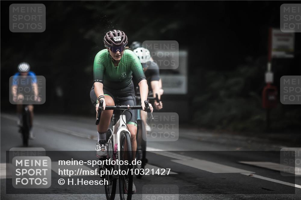 13.09.2026 - Stadtparktriathlon H.Heesch http://msf.ph/oto/10321427 13.09.2026 13:06:54 Radfahren 1270, 1277, 1281, 1327, 1353, 1391, 1406, 1421 meine-sportfotos.de