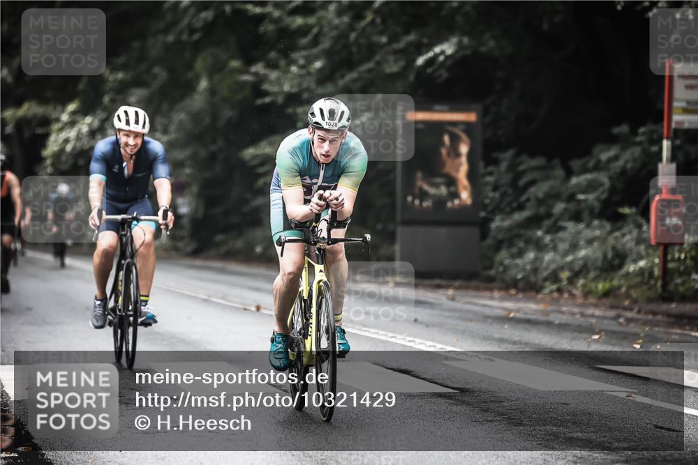 13.09.2026 - Stadtparktriathlon H.Heesch http://msf.ph/oto/10321429 13.09.2026 11:58:08 Radfahren 732, 761, 794, 847, 906, 934, 963, 999, 1028 meine-sportfotos.de